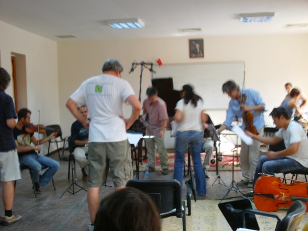 new music reading session  at Klasik Keyifler in Kapadokya, Turkey