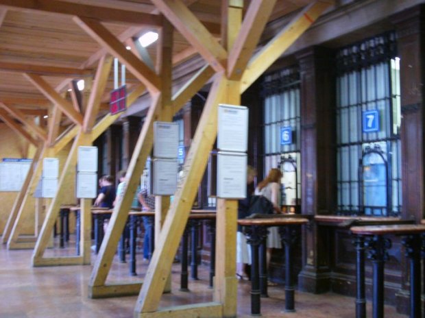 38530_10100217900023423_1390038_n