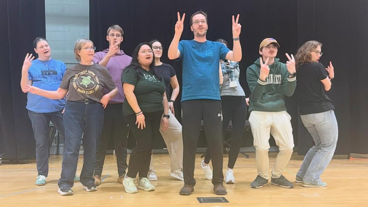 Come See Merrily We Roll Along March 5-8 at Riverside Arts&nbsp;Center!